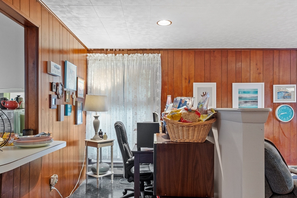 36 Brownlea Road Framingham, MA 01701 - Photo 14 of 24 a dining room with furniture and lamp