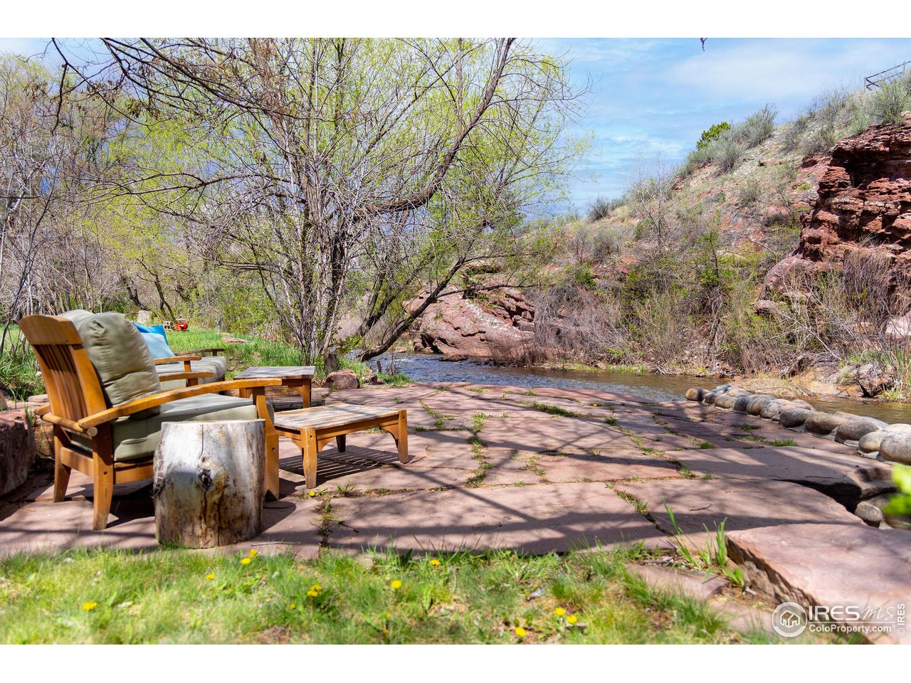 354 Apple Valley Road Lyons, CO 80540 - Photo 32 of 40 a view of outdoor space and yard