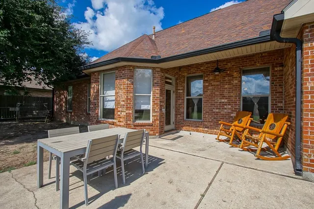 $519,500 | 112 Jasmine Court, Belle Chasse, LA 70037