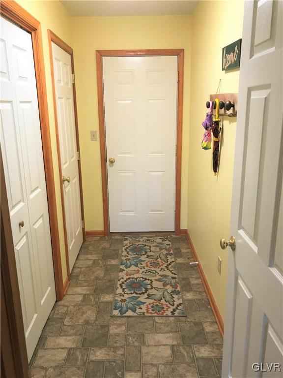 20 Pheasant Hill Road Kunkletown, PA 18058 - Photo 7 of 20 Gallery Image 7