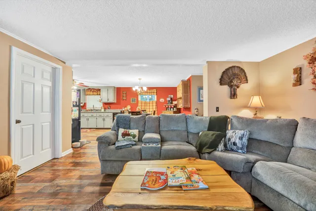 $260,000 | 55 Beachview Lane, Troutville, VA 24175