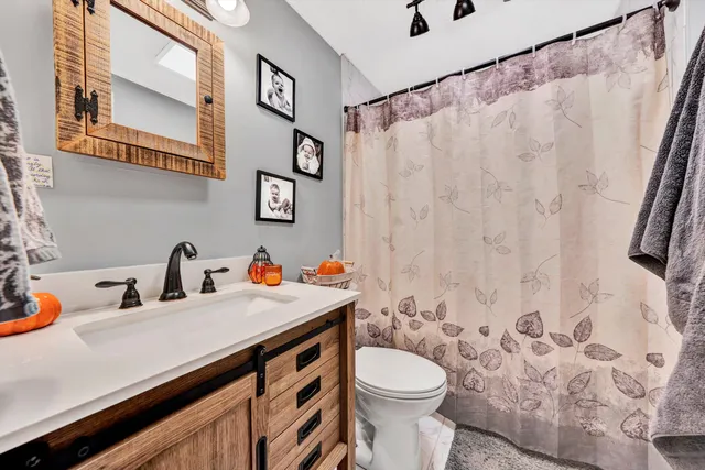 $260,000 | 55 Beachview Lane, Troutville, VA 24175