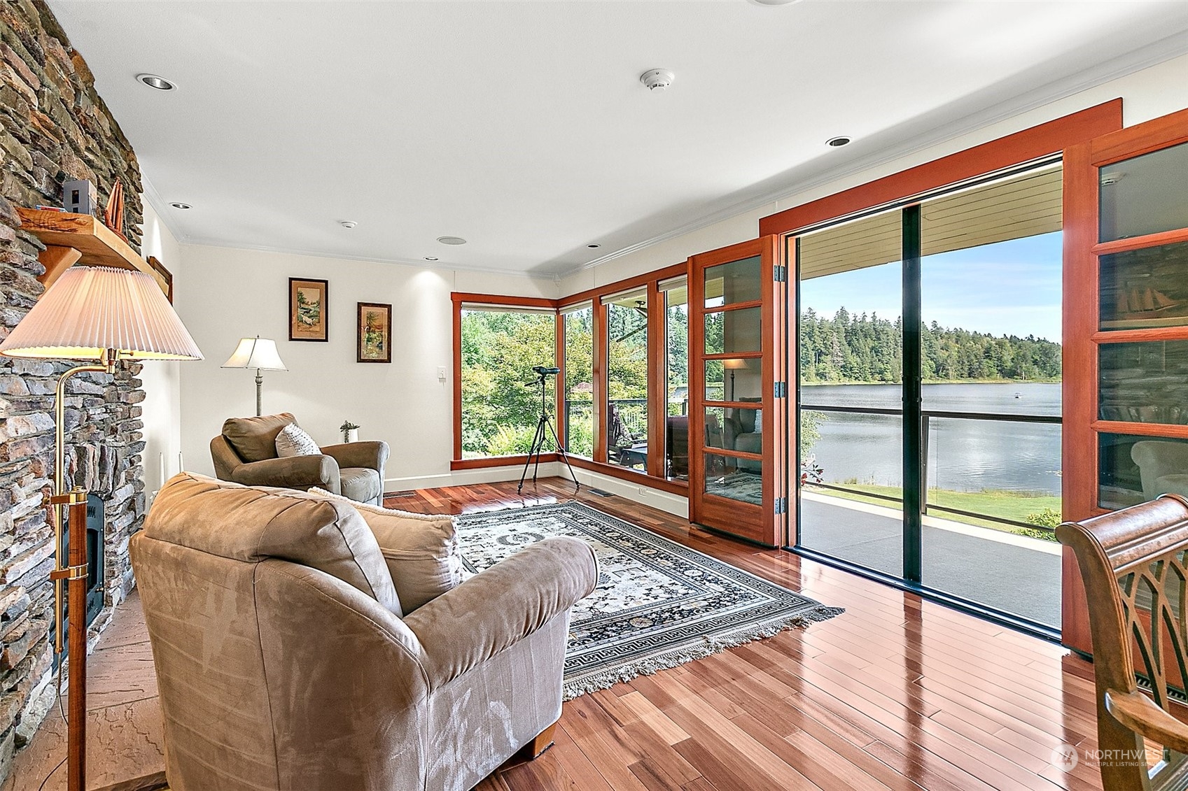 18232 West Spring Lake Drive Southeast Renton, WA 98058 - Photo 12 of 40 Gallery Image 12