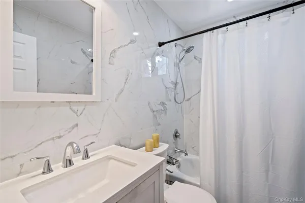 $450,000 | 24 Richmond Boulevard, Unit 4B, Ronkonkoma, NY 11779