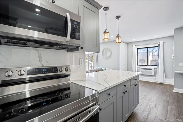 $450,000 | 24 Richmond Boulevard, Unit 4B, Ronkonkoma, NY 11779