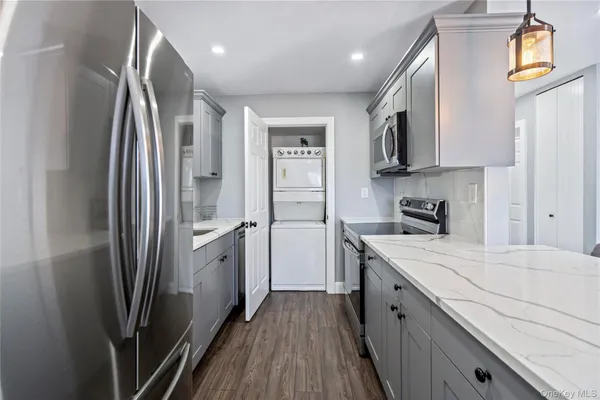 $450,000 | 24 Richmond Boulevard, Unit 4B, Ronkonkoma, NY 11779