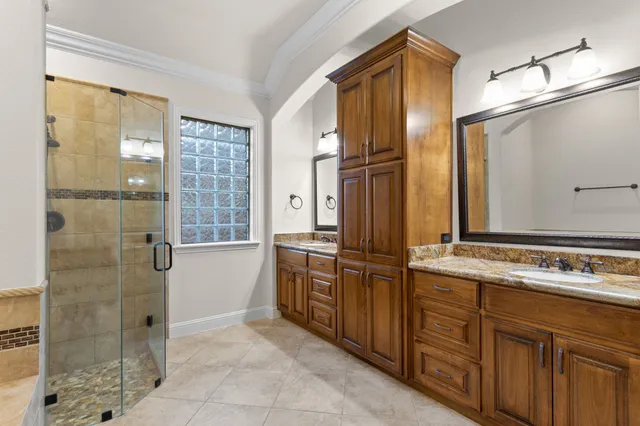 $595,000 | 2458 Jill Circle, Spring, TX 77388