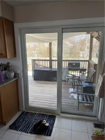 $2,800 | 6 Wilson Street, Unit 1, Bristol, RI 02809