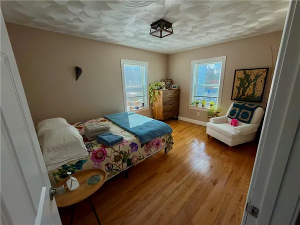 $2,800 | 6 Wilson Street, Unit 1, Bristol, RI 02809