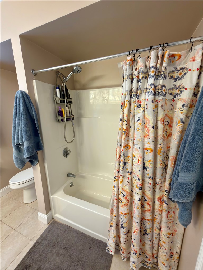 6 Wilson Street, Unit 1 Bristol, RI 02809 - Photo 8 of 17