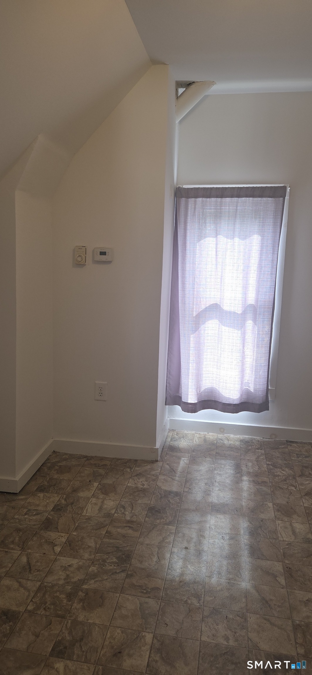 426 Poplar Street, Unit 2 New Haven, CT 06513 - Photo 17 of 19