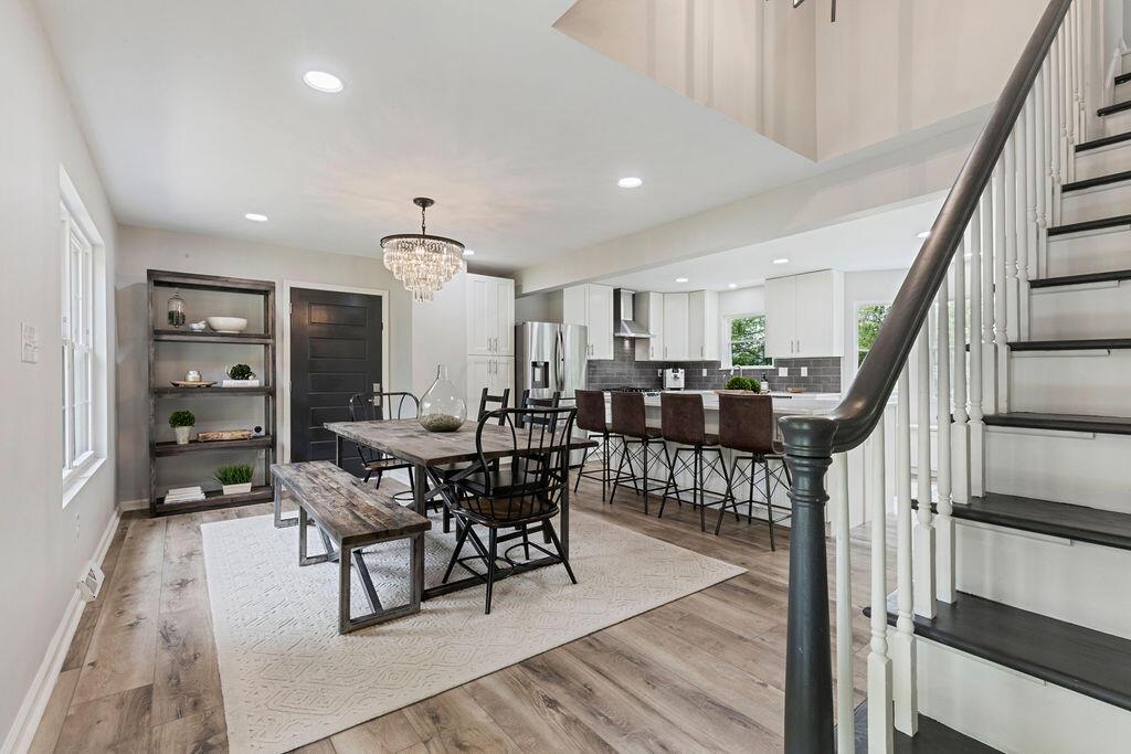7675 Schleppi Road Westerville, OH 43081 - Photo 15 of 42 Dining