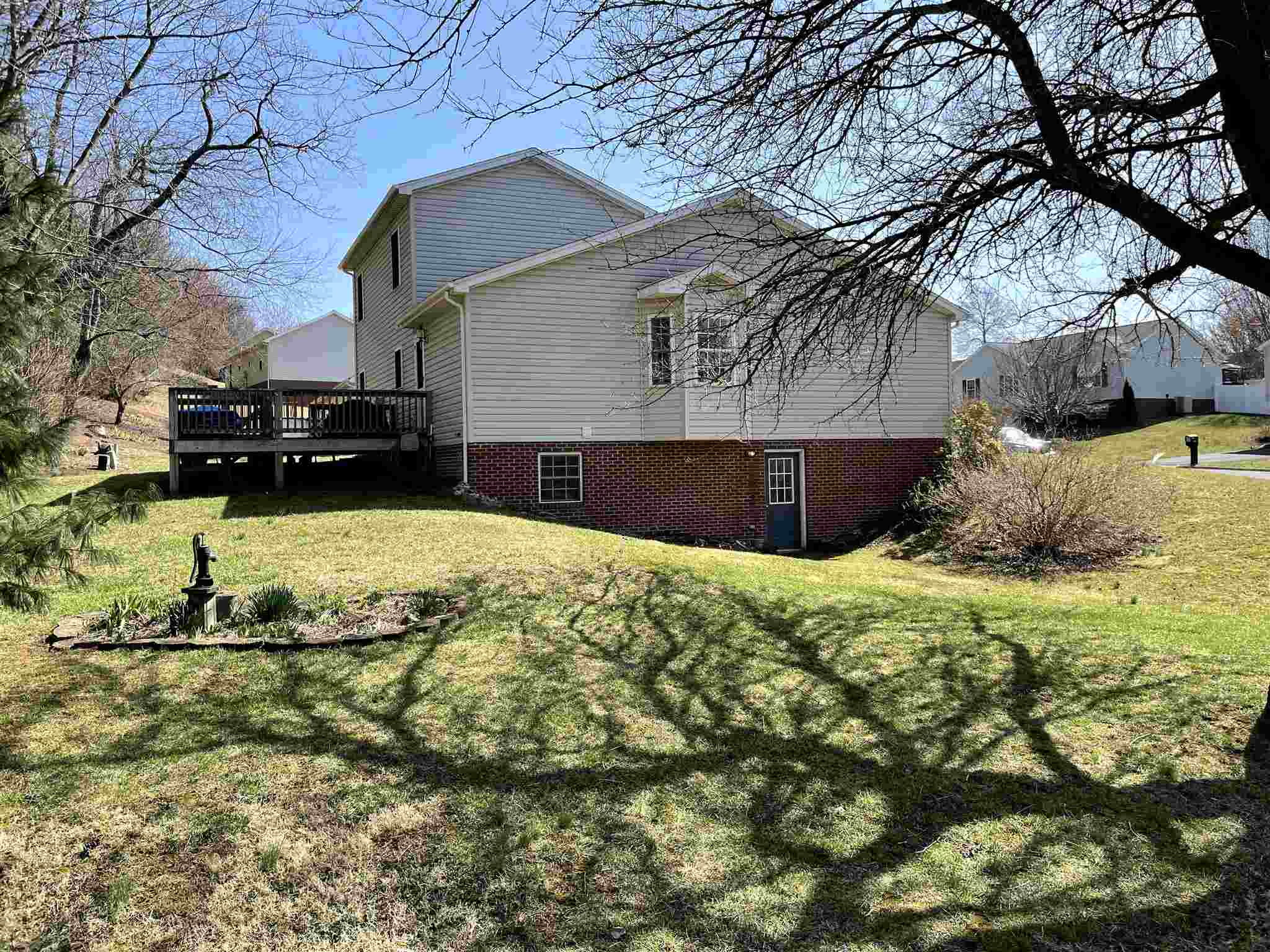 907 Reaper Road Staunton, VA 24401 - Photo 4 of 29 a view of a backyard of the house