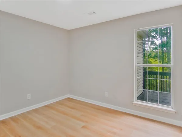 $235,000 | 5603 Eagles Feather Lane, Riverdale, GA 30274