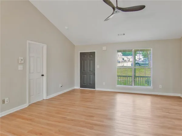 $235,000 | 5603 Eagles Feather Lane, Riverdale, GA 30274