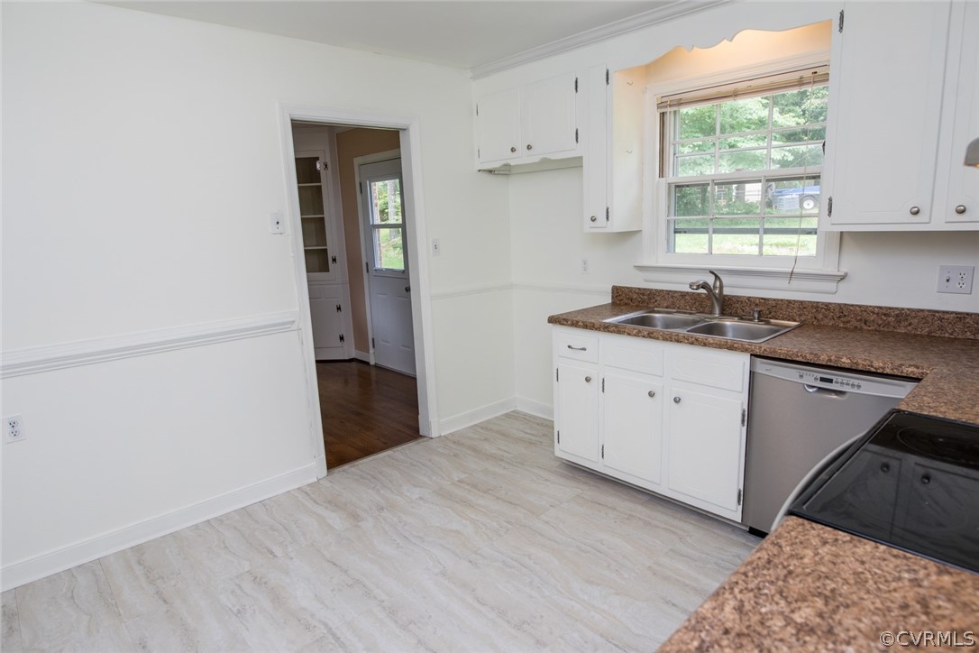 110 Swanage Road North Chesterfield, VA 23236 - Photo 11 of 40 Gallery Image 11