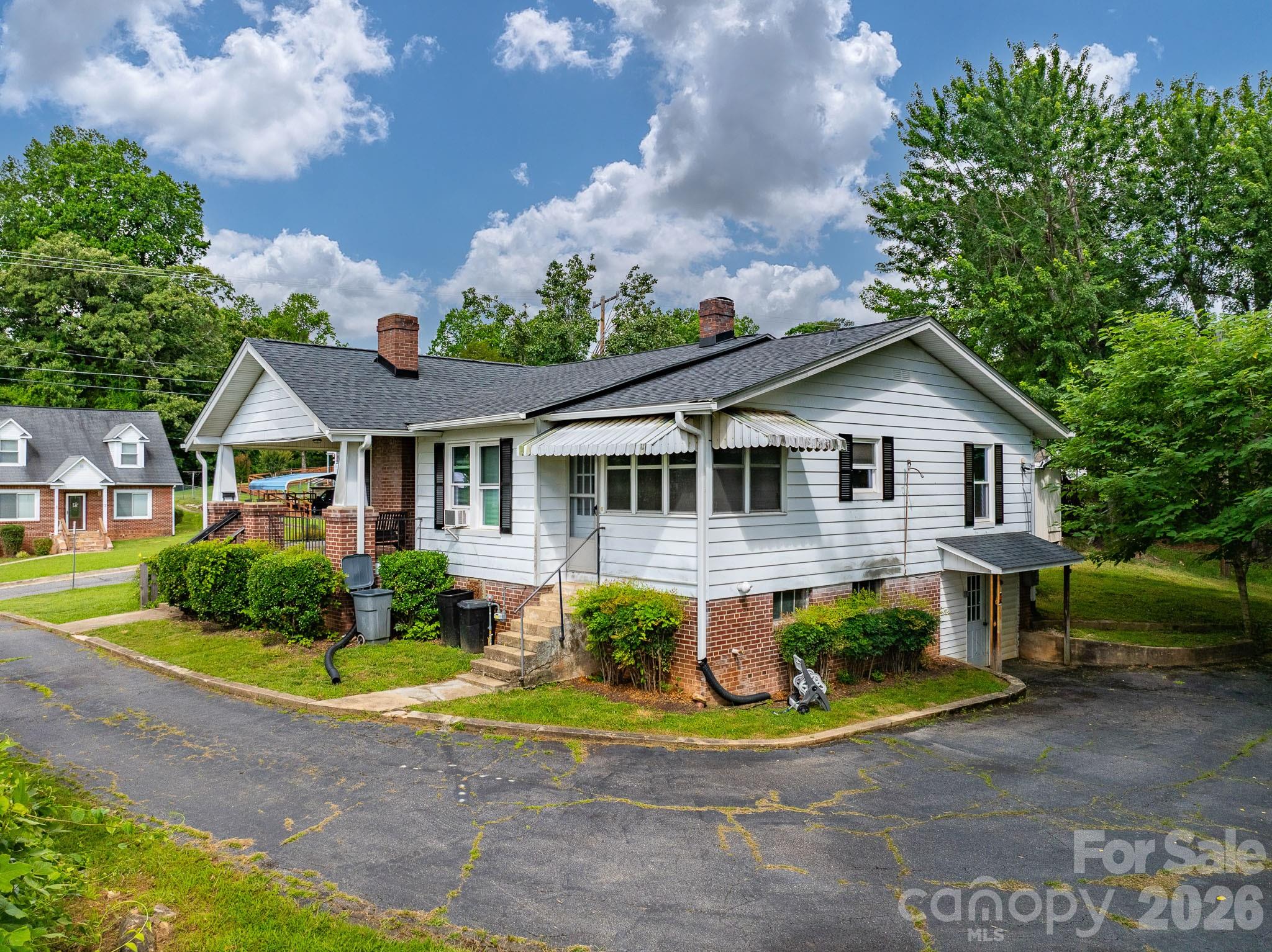 46 Gilkey Street Marion, NC 28752 - Photo 18 of 34
