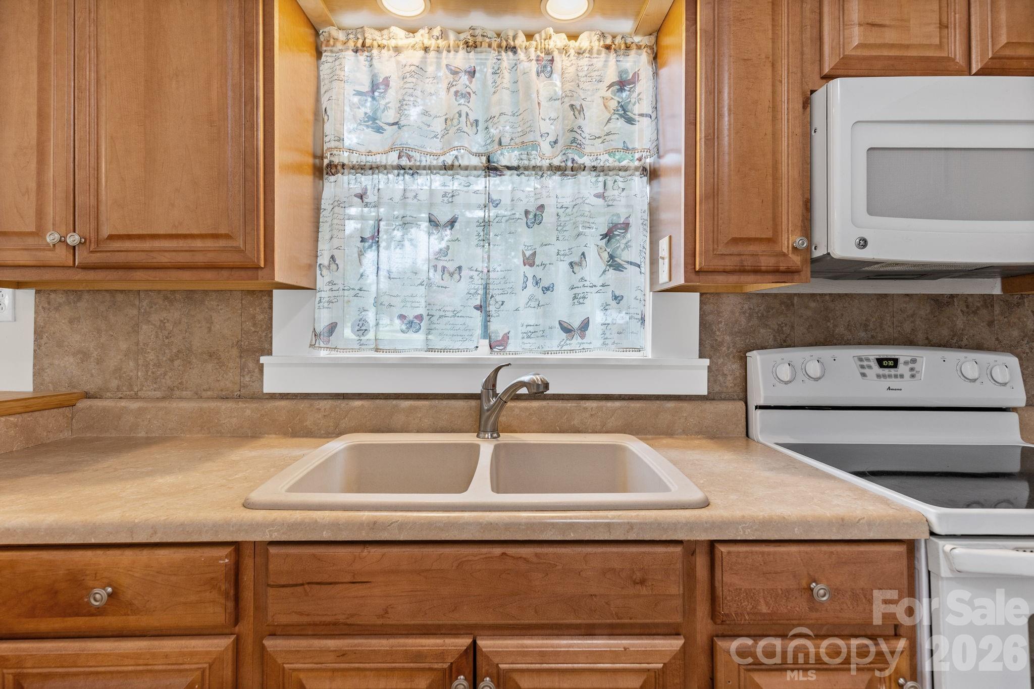 403 Faulkner Street Clover, SC 29710 - Photo 15 of 35 Gallery Image 15