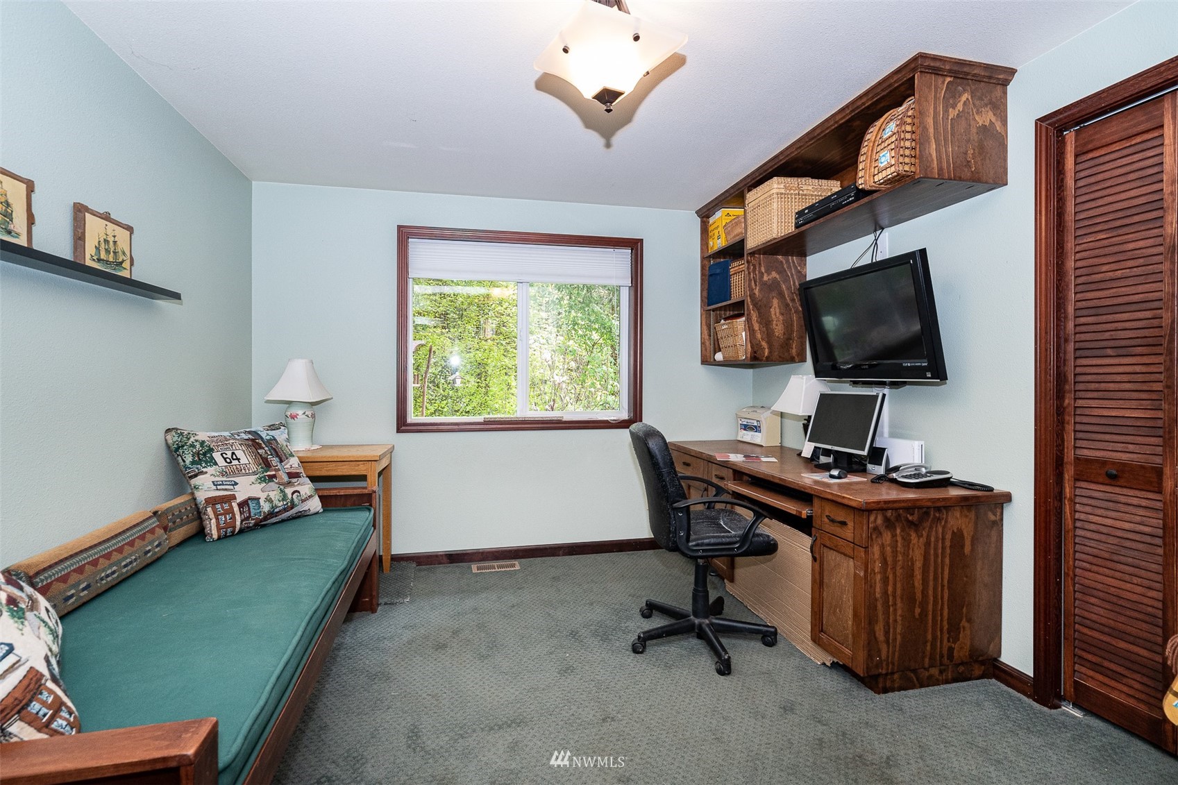 101-04 Hawkins Road Winlock, WA 98596 - Photo 40 of 40 a view of a workspace with a window and workspace