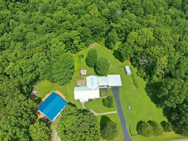 $567,449 | 428 Peters, Summertown, TN 38483