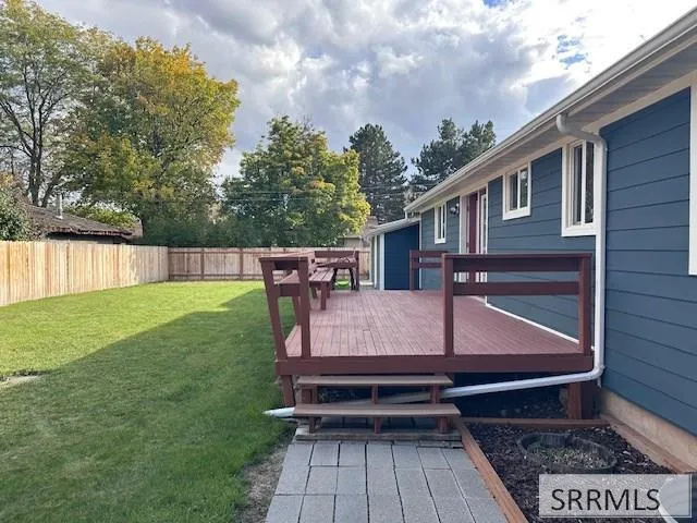 $427,300 | 1875 McKenzie Avenue, Idaho Falls, ID 83404