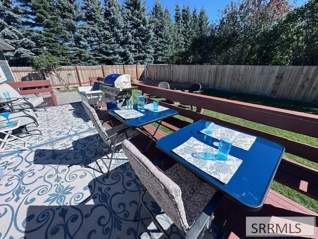 $427,300 | 1875 McKenzie Avenue, Idaho Falls, ID 83404