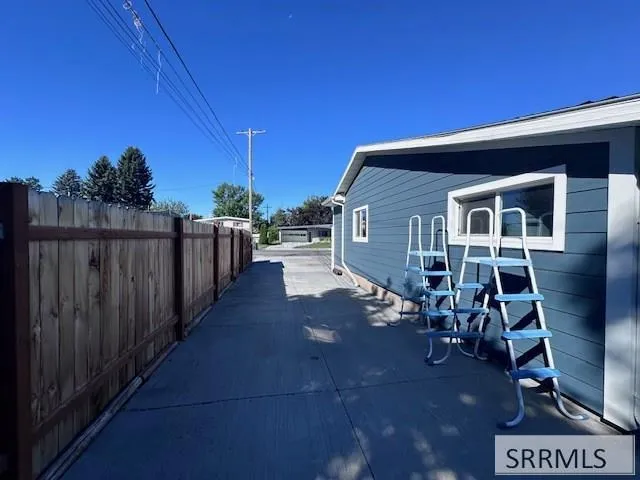 $427,300 | 1875 McKenzie Avenue, Idaho Falls, ID 83404