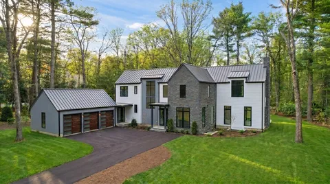 $6,975,000 | 5 Deer Path Lane, Weston, MA 02493