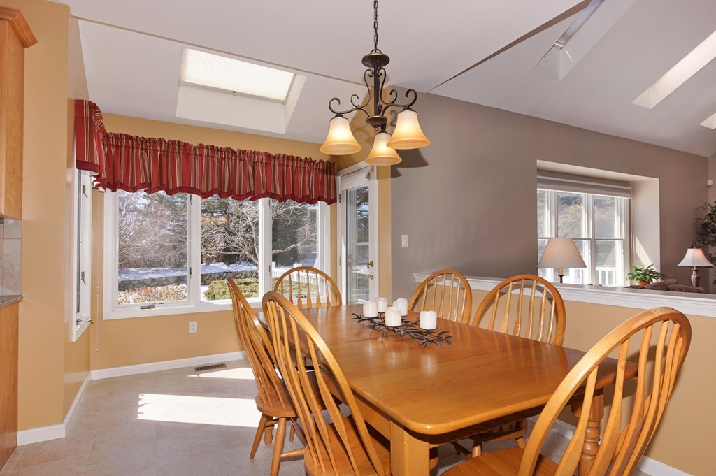 313 Robert Road Marlborough, MA 01752 - Photo 6 of 30 Gallery Image 6