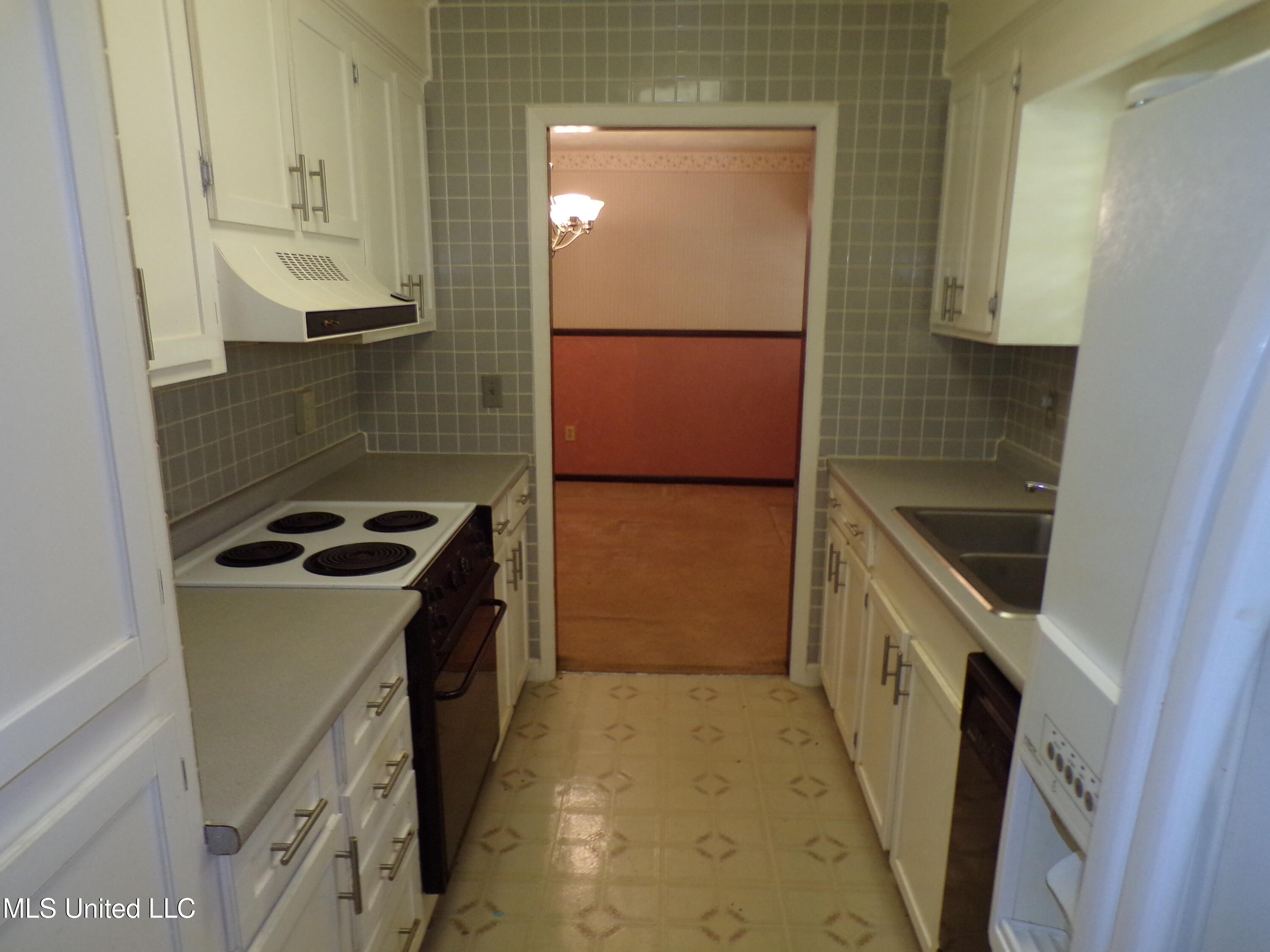 116 Willow Creek Drive Vicksburg, MS 39183 - Photo 15 of 49 105_3091