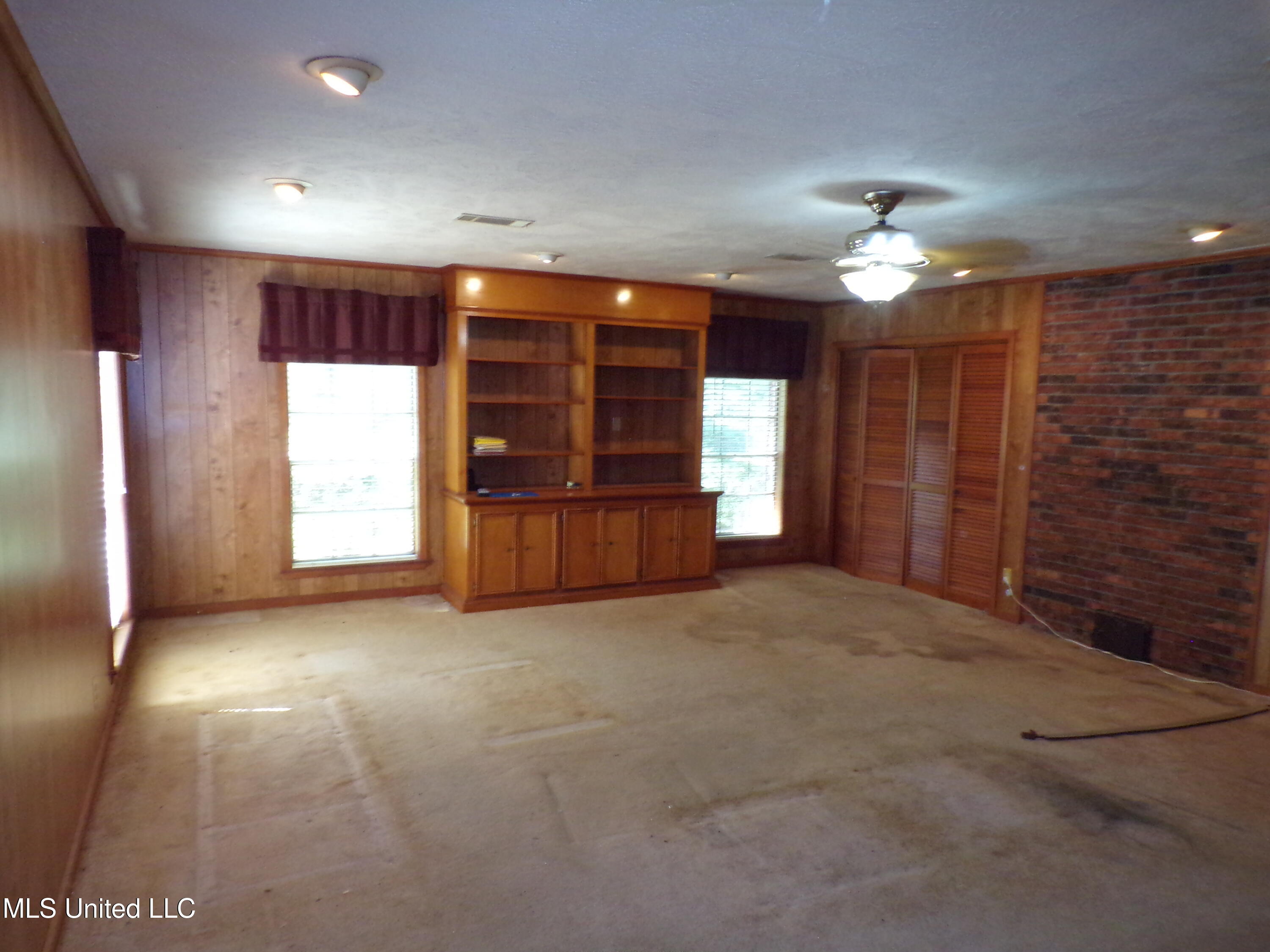 116 Willow Creek Drive Vicksburg, MS 39183 - Photo 18 of 49 105_3105