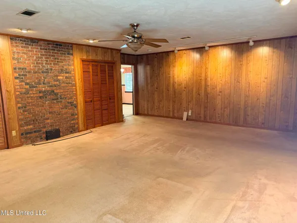 $244,900 | 116 Willow Creek Drive, Vicksburg, MS 39183