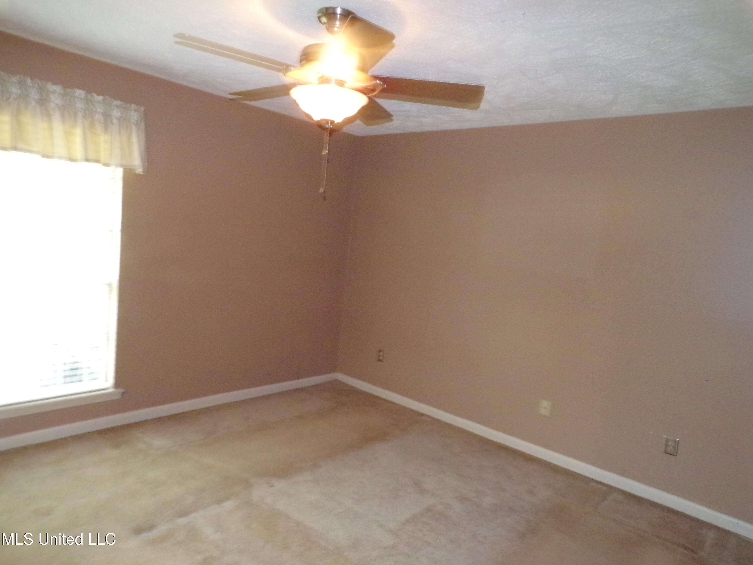 116 Willow Creek Drive Vicksburg, MS 39183 - Photo 29 of 49 105_3120