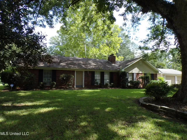 $249,900 | 116 Willow Creek Drive, Vicksburg, MS 39183