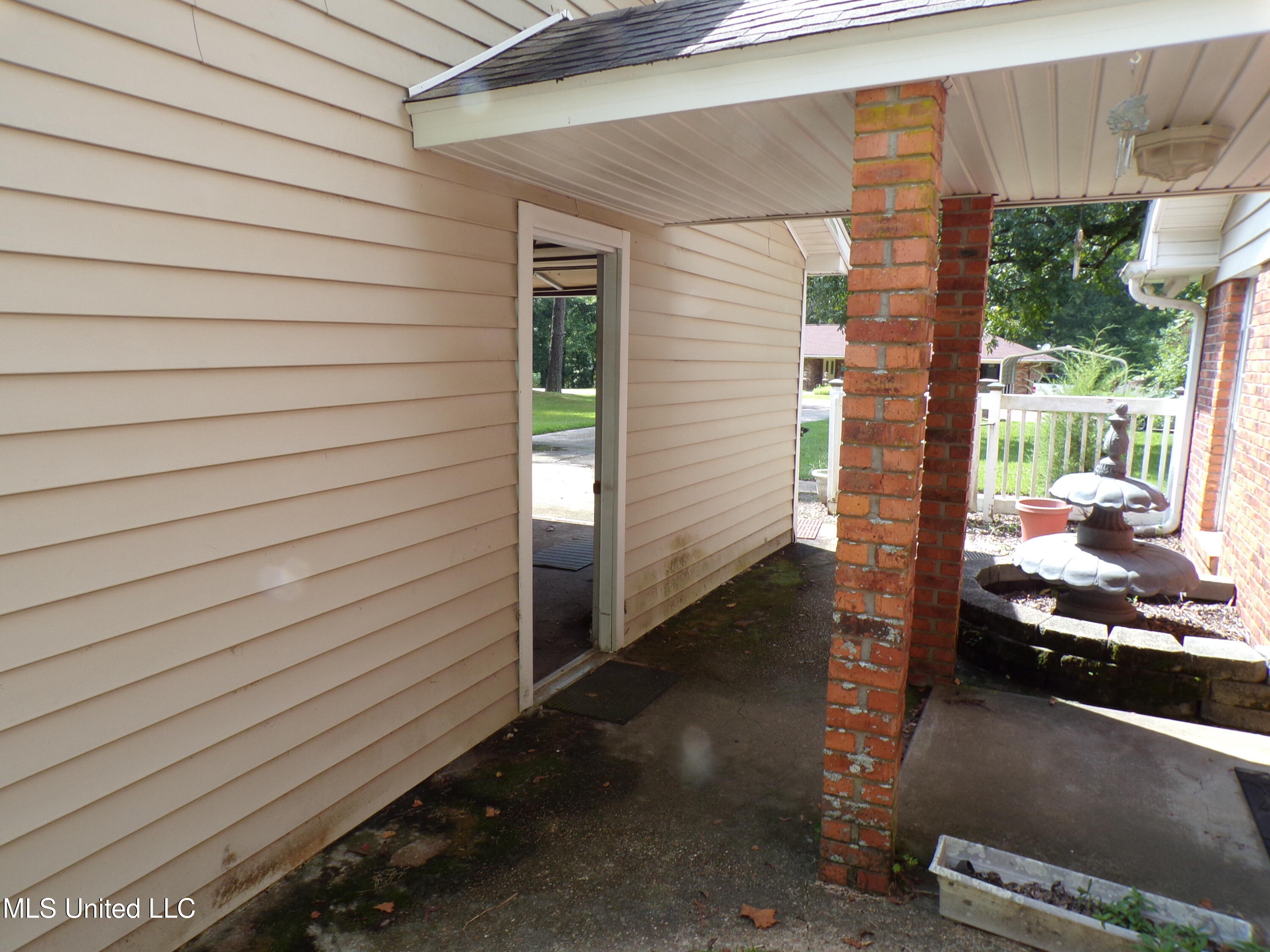 116 Willow Creek Drive Vicksburg, MS 39183 - Photo 41 of 49 105_3133