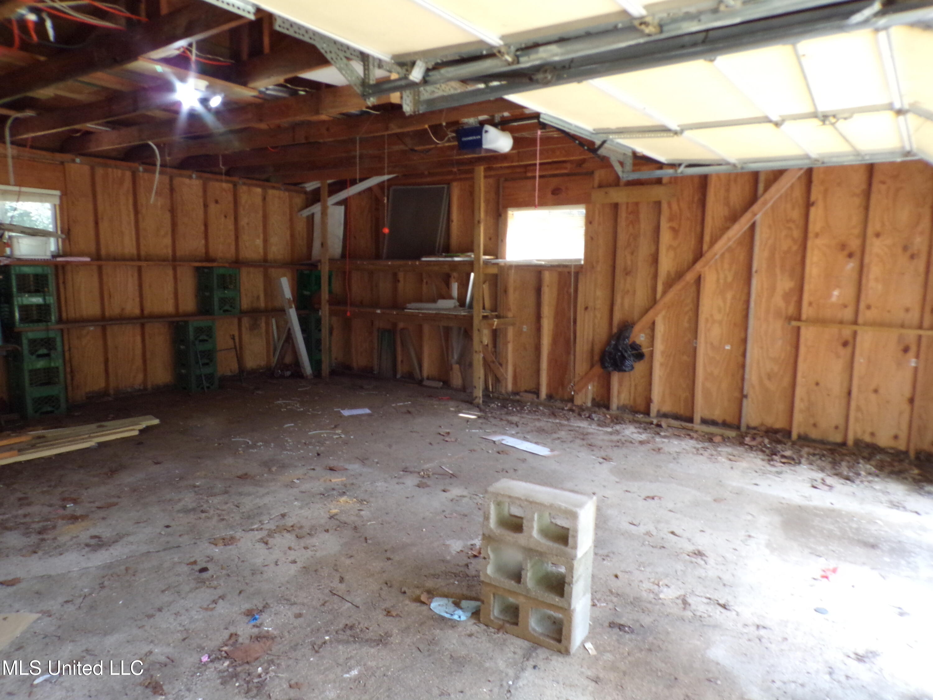 116 Willow Creek Drive Vicksburg, MS 39183 - Photo 43 of 49 105_3135