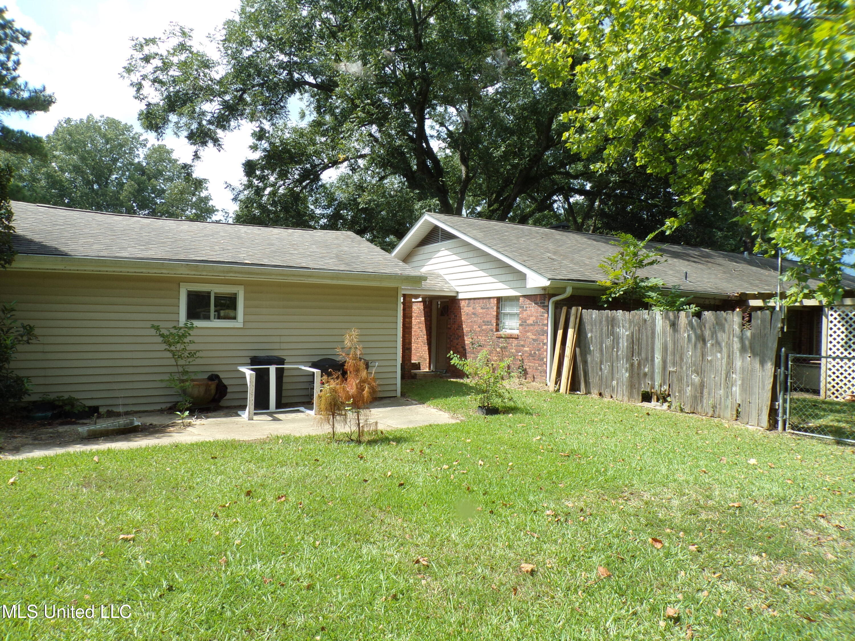 116 Willow Creek Drive Vicksburg, MS 39183 - Photo 46 of 49 105_3138