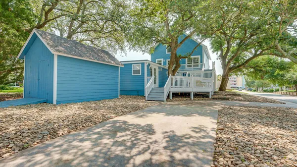 $1,699,900 | 304 2nd Avenue South, North Myrtle Beach, SC 29582