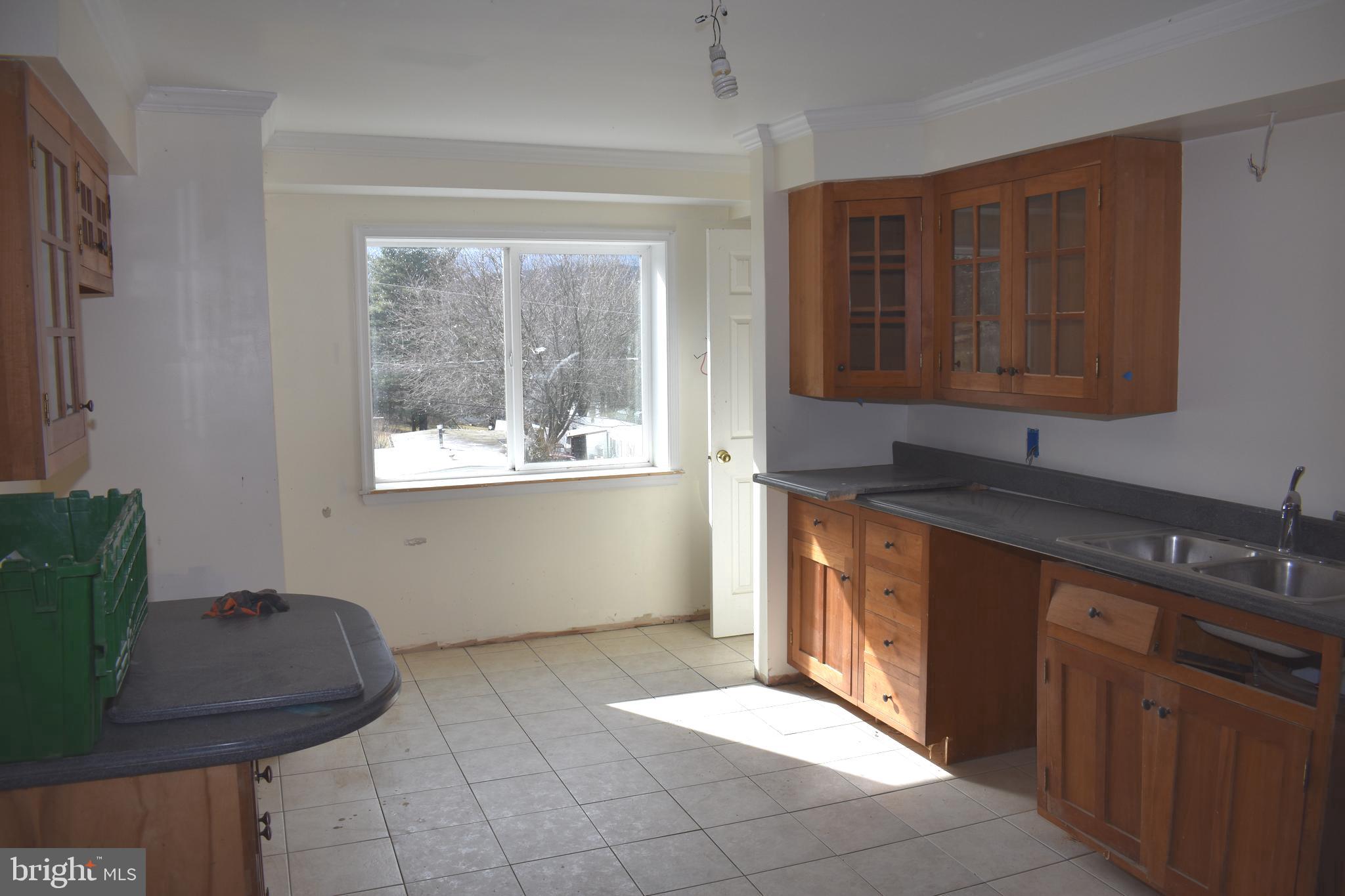 25472 Military Road Cascade, MD 21719 - Photo 11 of 26 Unit 3 Kitchen