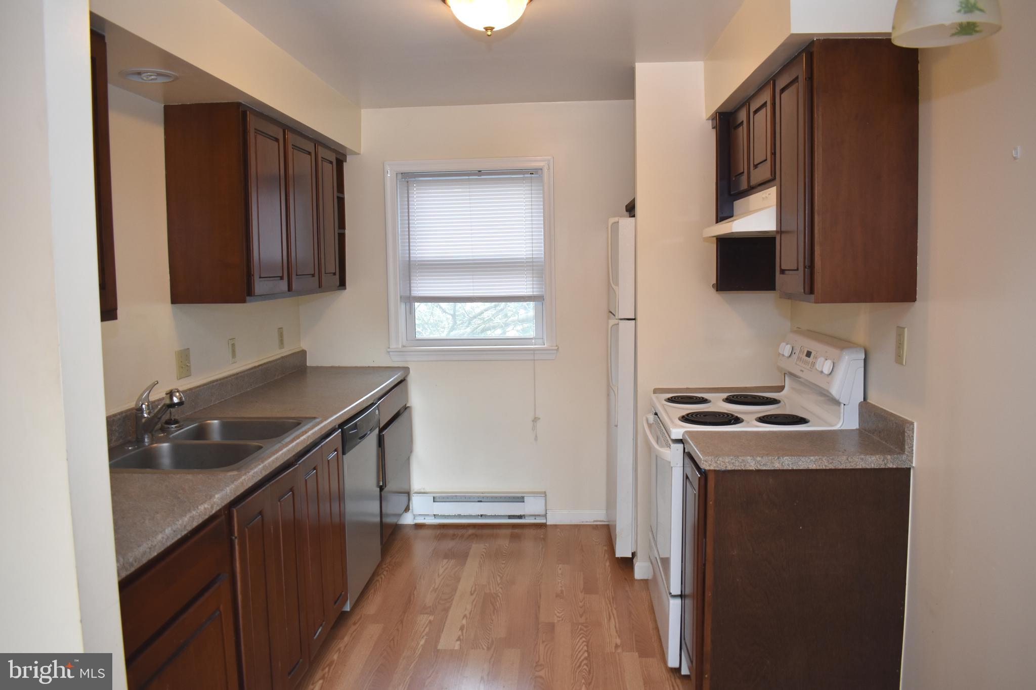 25472 Military Road Cascade, MD 21719 - Photo 3 of 26 Unit 1 Kitchen