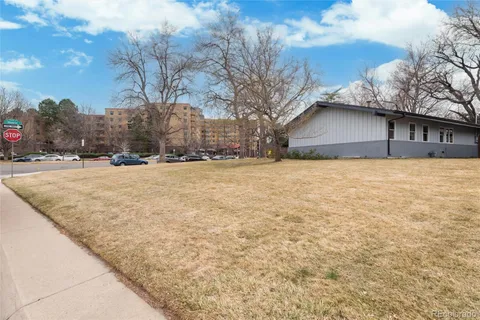 $825,000 | 2005 South Monroe Street, Denver, CO 80210