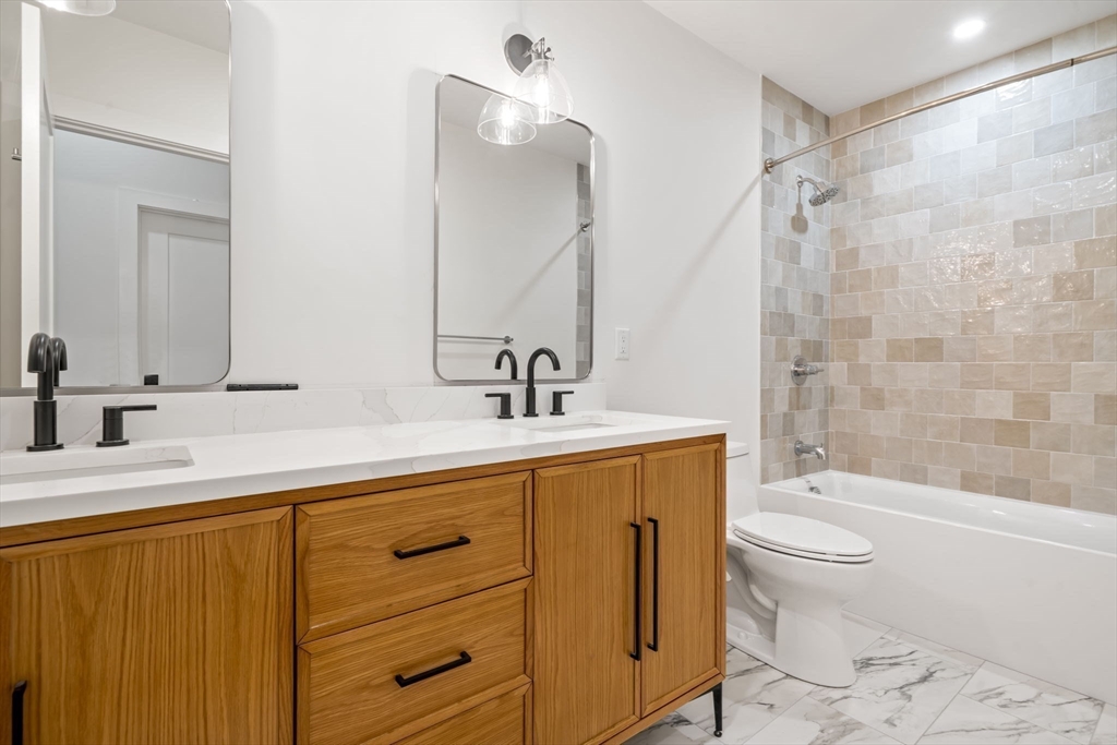 33 Pearl Street, Unit 4 Boston, MA 02125 - Photo 25 of 38