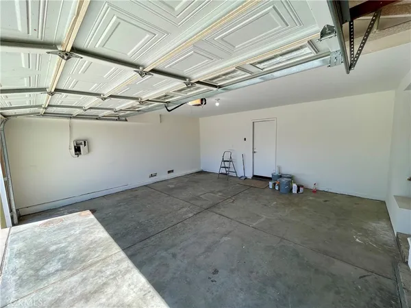 $2,595 | 147 Ropango Way, Hemet, CA 92545