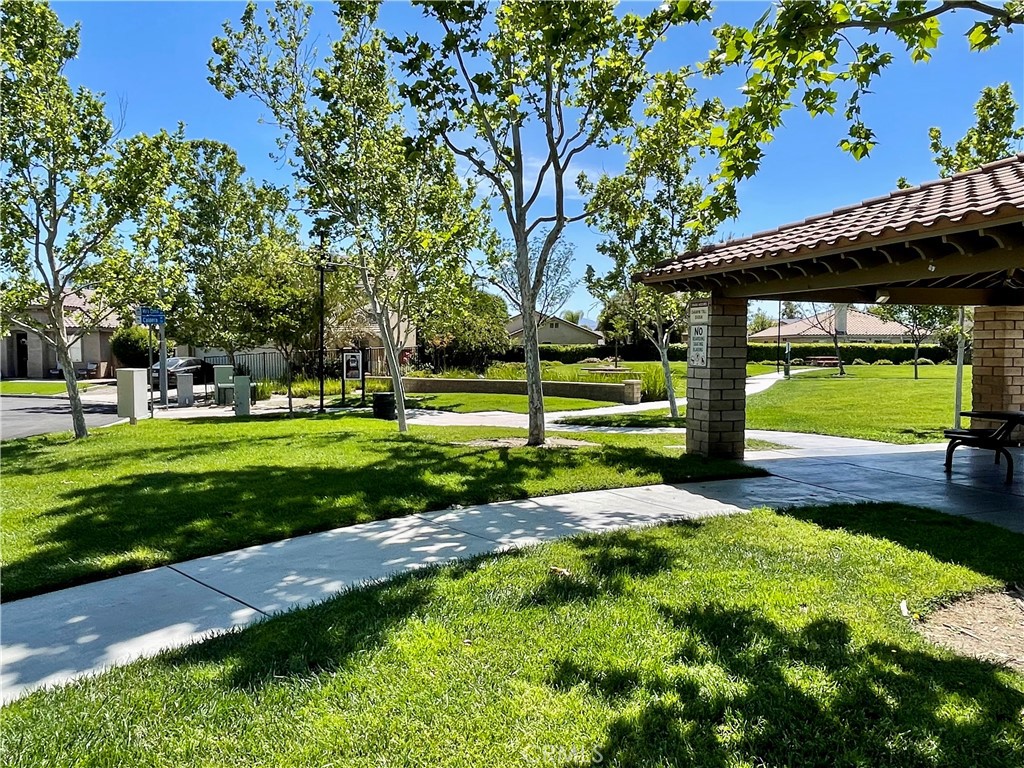 147 Ropango Way Hemet, CA 92545 - Photo 41 of 44