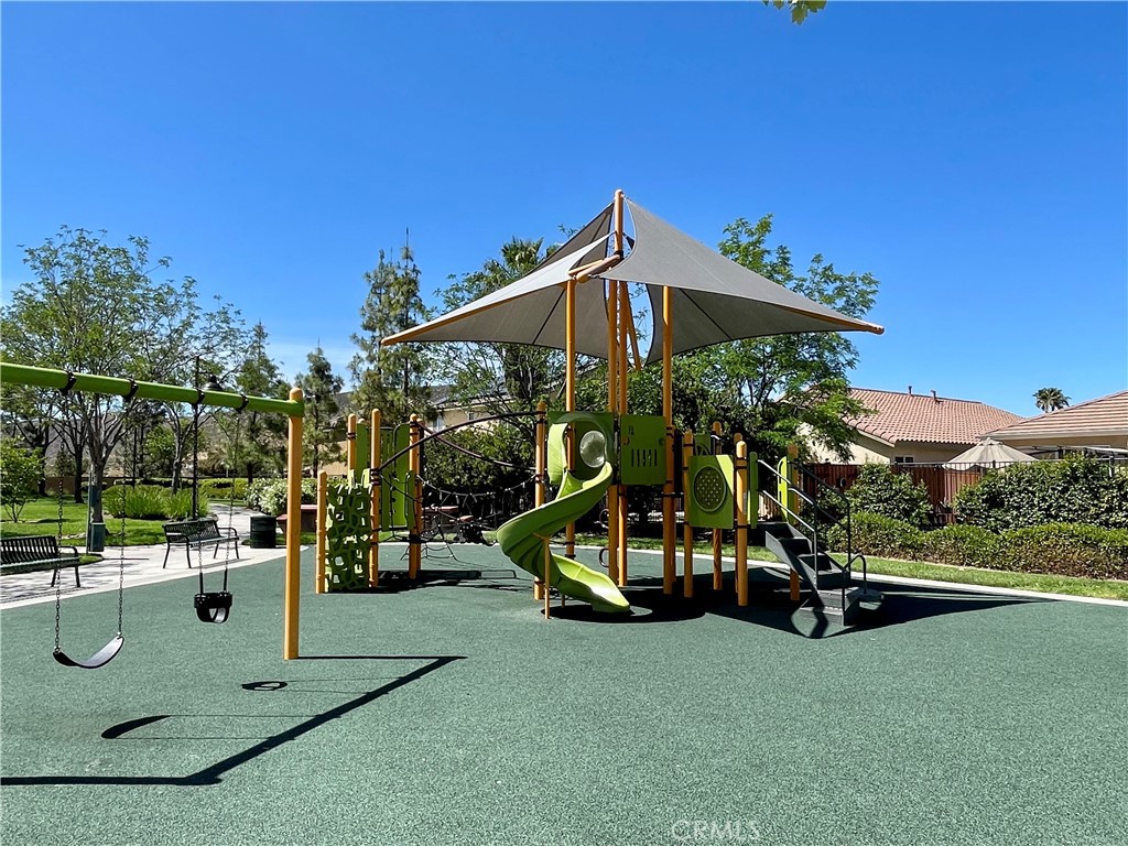 147 Ropango Way Hemet, CA 92545 - Photo 42 of 44
