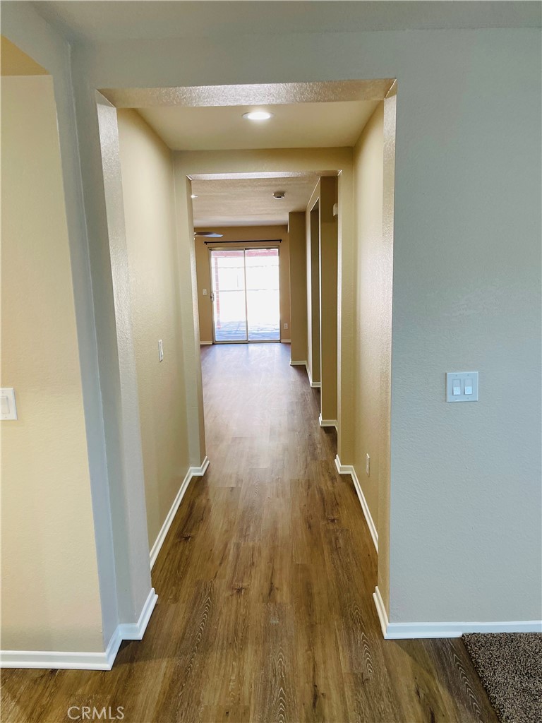 147 Ropango Way Hemet, CA 92545 - Photo 8 of 44