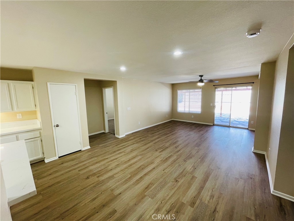 147 Ropango Way Hemet, CA 92545 - Photo 9 of 44