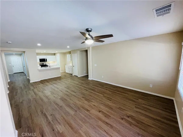 $2,595 | 147 Ropango Way, Hemet, CA 92545
