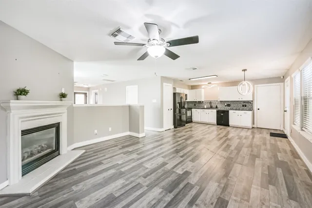 $299,900 | 18431 Hollow Oaks Circle, Porter, TX 77365