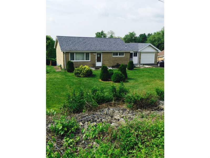 513 Colonial Manor Road Irwin, PA 15642 - Photo 1 of 22 Exterior Front.